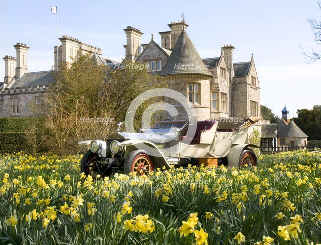 1909 Rolls Royce in front of Palace House, Beaulieu Artist: Unknown.