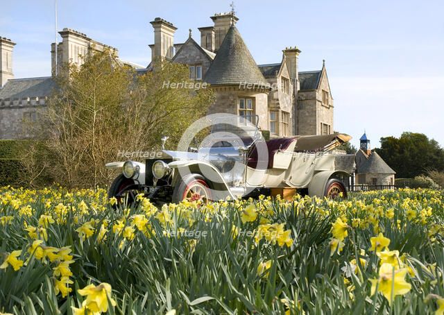 1909 Rolls Royce in front of Palace House, Beaulieu Artist: Unknown.