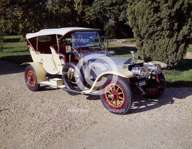 1909 Rolls-Royce Silver Ghost. Artist: Unknown