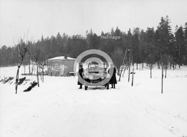 1909 Rolls-Royce Silver Ghost in snow, France, c1909. Artist: Unknown