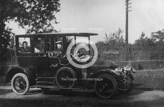 1910 Siddeley Deasy with chauffeur. Creator: Unknown.