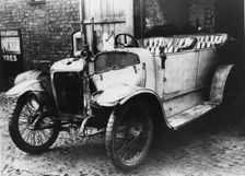 1912 Stoneleigh 12hp with accident damage. Creator: Unknown