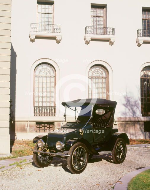 1913 Baker Electric. Artist: Unknown.