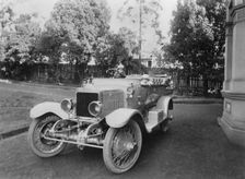 1913 Standard Colonial model. Creator: Unknown