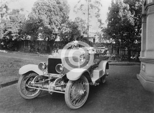 1913 Standard Colonial model. Creator: Unknown.