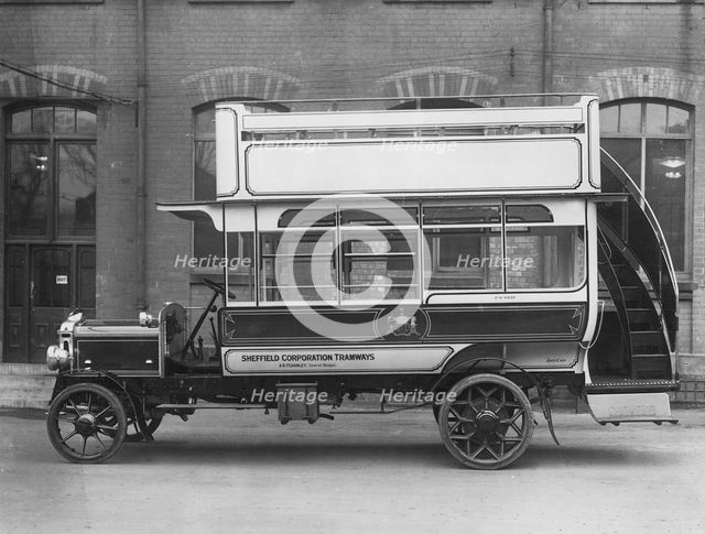 1914 Daimler bus. Creator: Unknown.