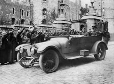 1915 Crossley 25-30hp staff car. Creator: Unknown