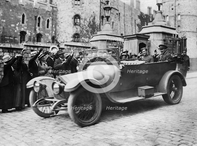 1915 Crossley 25-30hp staff car. Creator: Unknown.