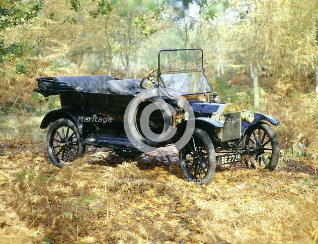 1915 Ford Model T. Artist: Unknown.