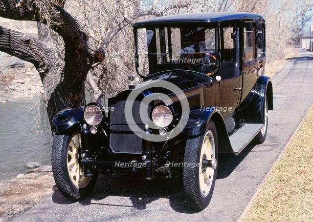 1920 Packard twin 6 3-35. Creator: Unknown.