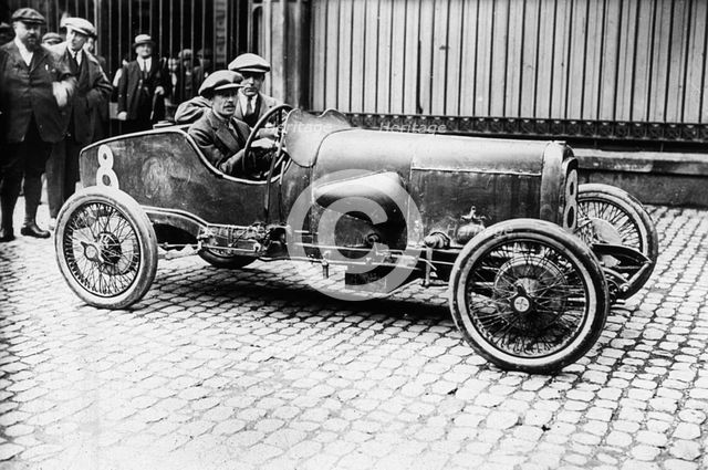 1923 Aston Martin 1.5 Strasbourg driven by Clive Gallop in 1922 French Grand Prix. Creator: Unknown.