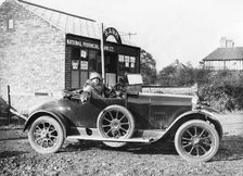 1923 Clyno 10.8 hp. Creator: Unknown