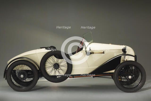 1925 Sima Violet Artist: Unknown.