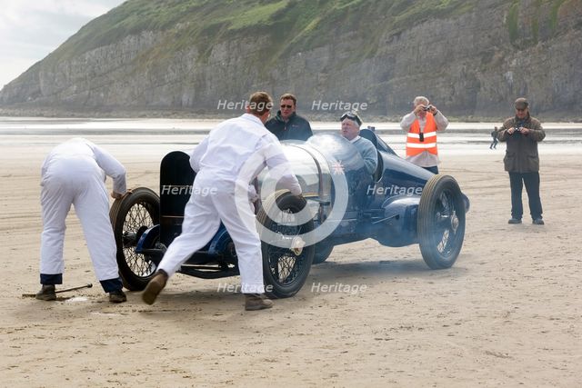 1925 Sunbeam 350 hp driven by Ian Stanfield at Pendine Sands 2015. Creator: Unknown.