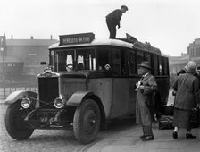 1929 W&G coach in Newcastle upon Tyne. Creator: Unknown