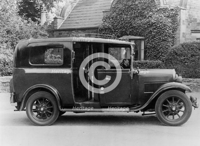 1933 Austin 12.8hp taxi cab. Creator: Unknown.