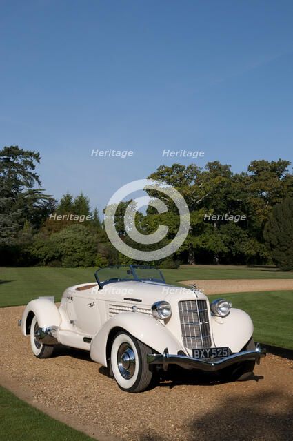 1935 Auburn 851 Speedster Artist: Unknown.