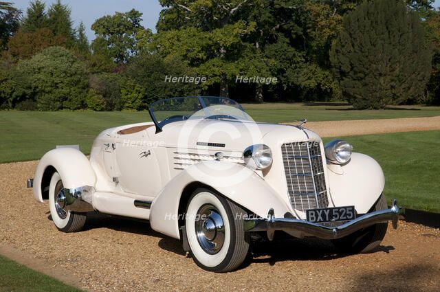 1935 Auburn 851 Speedster Artist: Unknown.