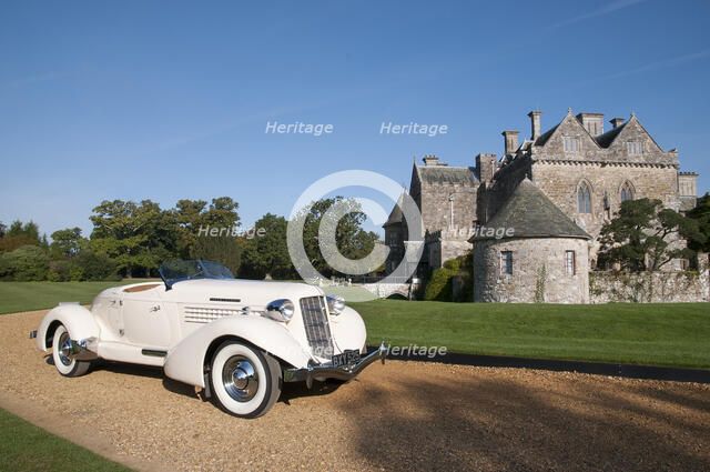 1935 Auburn 851 Speedster Artist: Unknown.