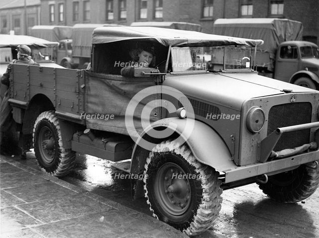 1939 Bedford MWD lorry. Creator: Unknown.