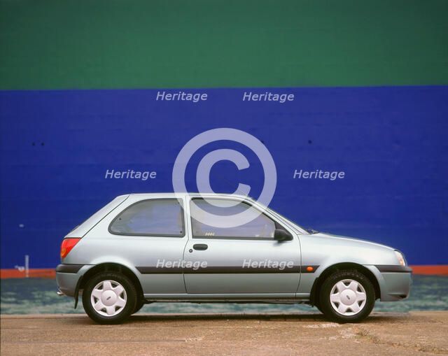 2000 Ford Fiesta Finesse. Artist: Unknown.