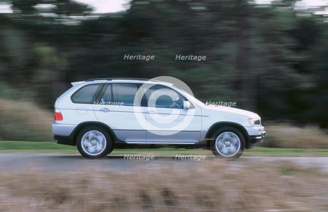 2001 BMW X5 4.4i. Artist: Unknown.