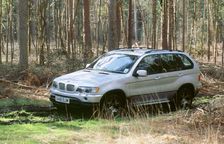 2001 BMW X5 4.4i