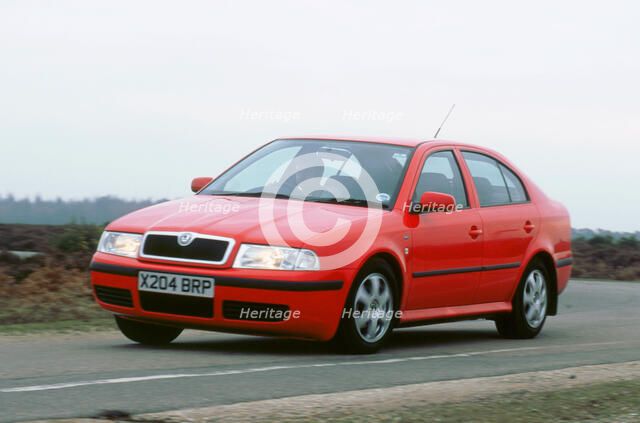 2001 Skoda Octavia 1.6i. Artist: Unknown.