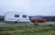 2002 Citroen C5 hdi towing a caravan