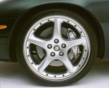 2002 Jaguar XKR alloy wheel