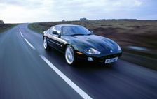2002 Jaguar XKR coupe