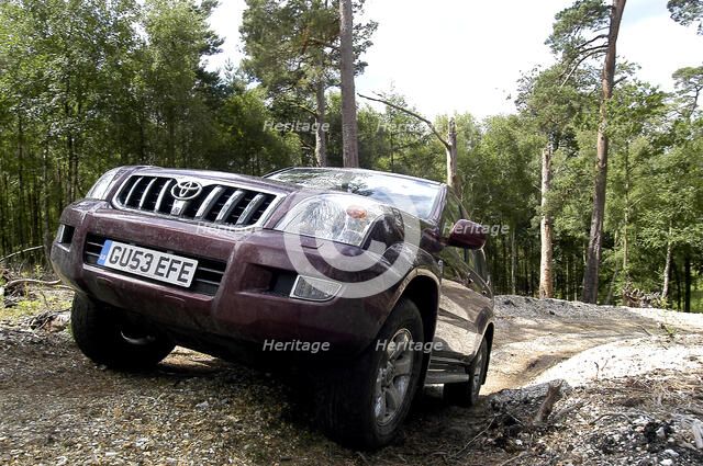 2003 Toyota Landcruiser. Artist: Unknown.