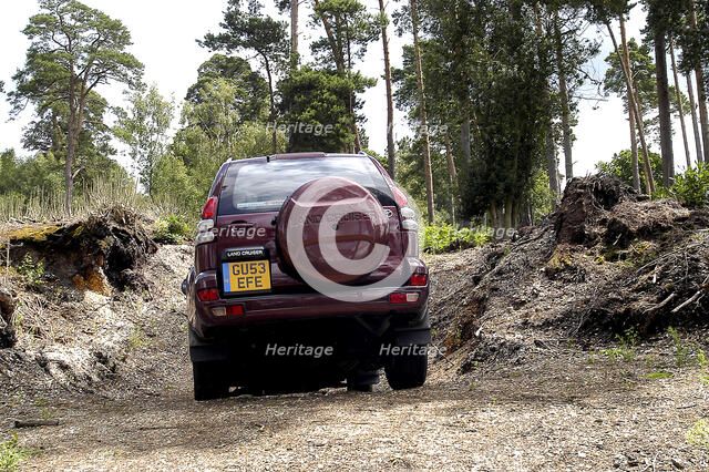 2003 Toyota Landcruiser. Artist: Unknown.