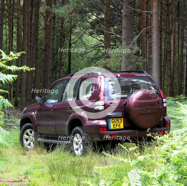 2003 Toyota Landcruiser. Artist: Unknown.