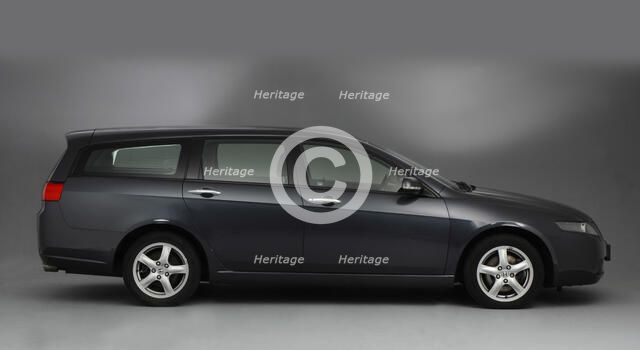 2003 Honda Accord Tourer i-vtec Artist: Unknown.