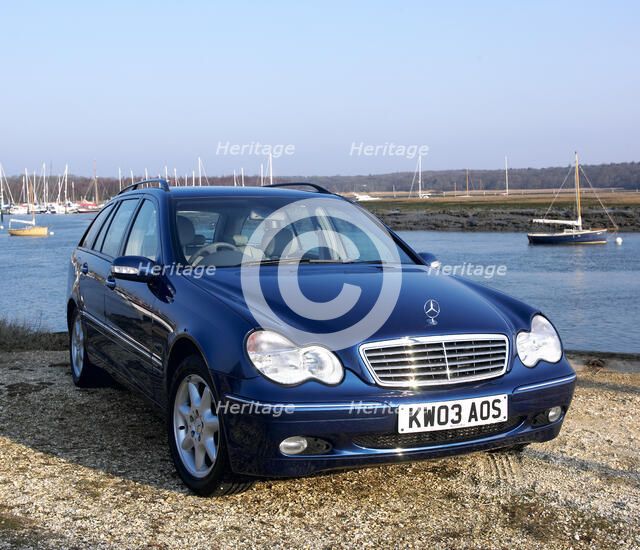 2003 Mercedes Benz C270 Estate. Artist: Unknown.