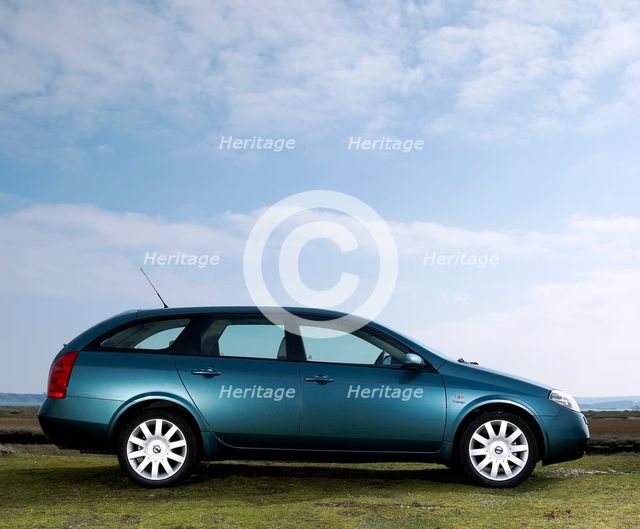 2003 Nissan Primera 2.2TD Estate. Artist: Unknown.