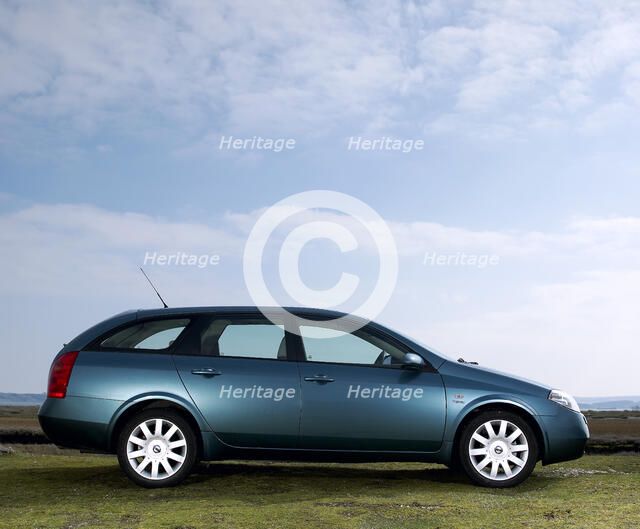 2003 Nissan Primera 2.2TD Estate. Artist: Unknown.