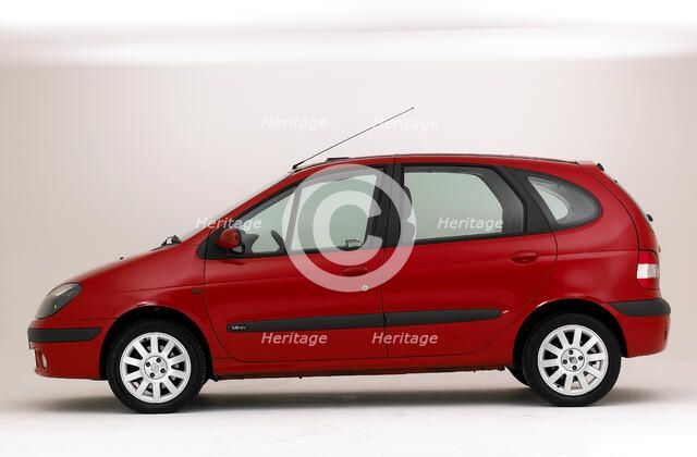 2003 Renault Scenic Artist: Unknown.