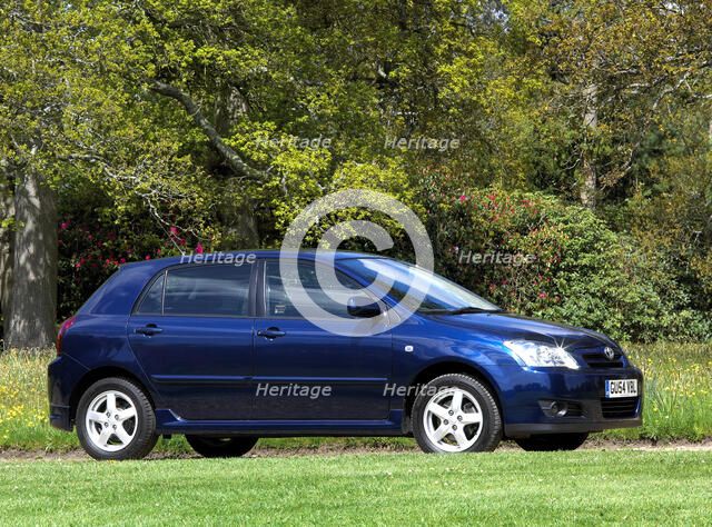 2004 Toyota Corolla Artist: Unknown.