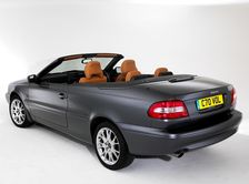 2004 Volvo C70