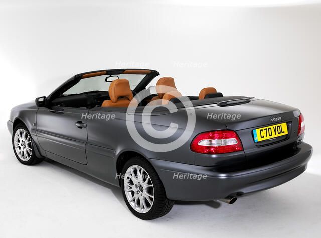 2004 Volvo C70. Artist: Unknown.