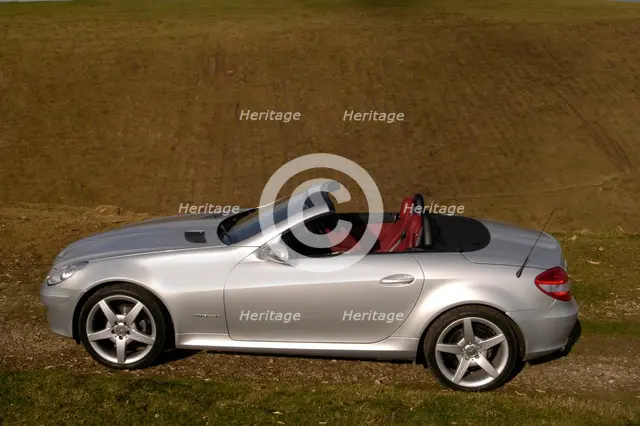 2004 Mercedes Benz SLK 200K. Artist: Unknown.
