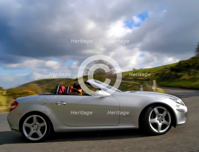 2004 Mercedes Benz SLK 200K. Artist: Unknown.