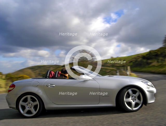 2004 Mercedes Benz SLK 200K. Artist: Unknown.