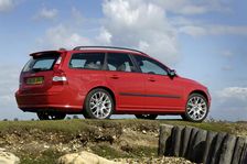 2005 Volvo V50 T5