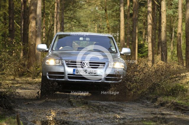 2005 VW Tovareg Tdi V6 Artist: Unknown.