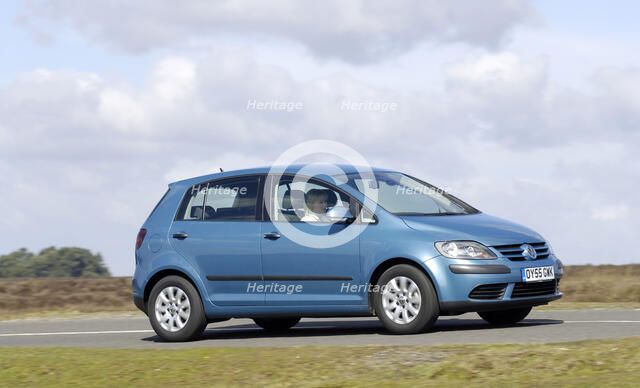 2005 VW Golf Plus Artist: Unknown.