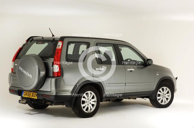 2005 Honda CRV Artist: Unknown.