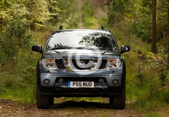 2005 Nissan Pathfinder 2.5 Tspec dci Artist: Unknown.